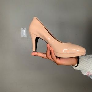 SEXY NUDE HEELS!! BIG SALE!! HURRY!!!